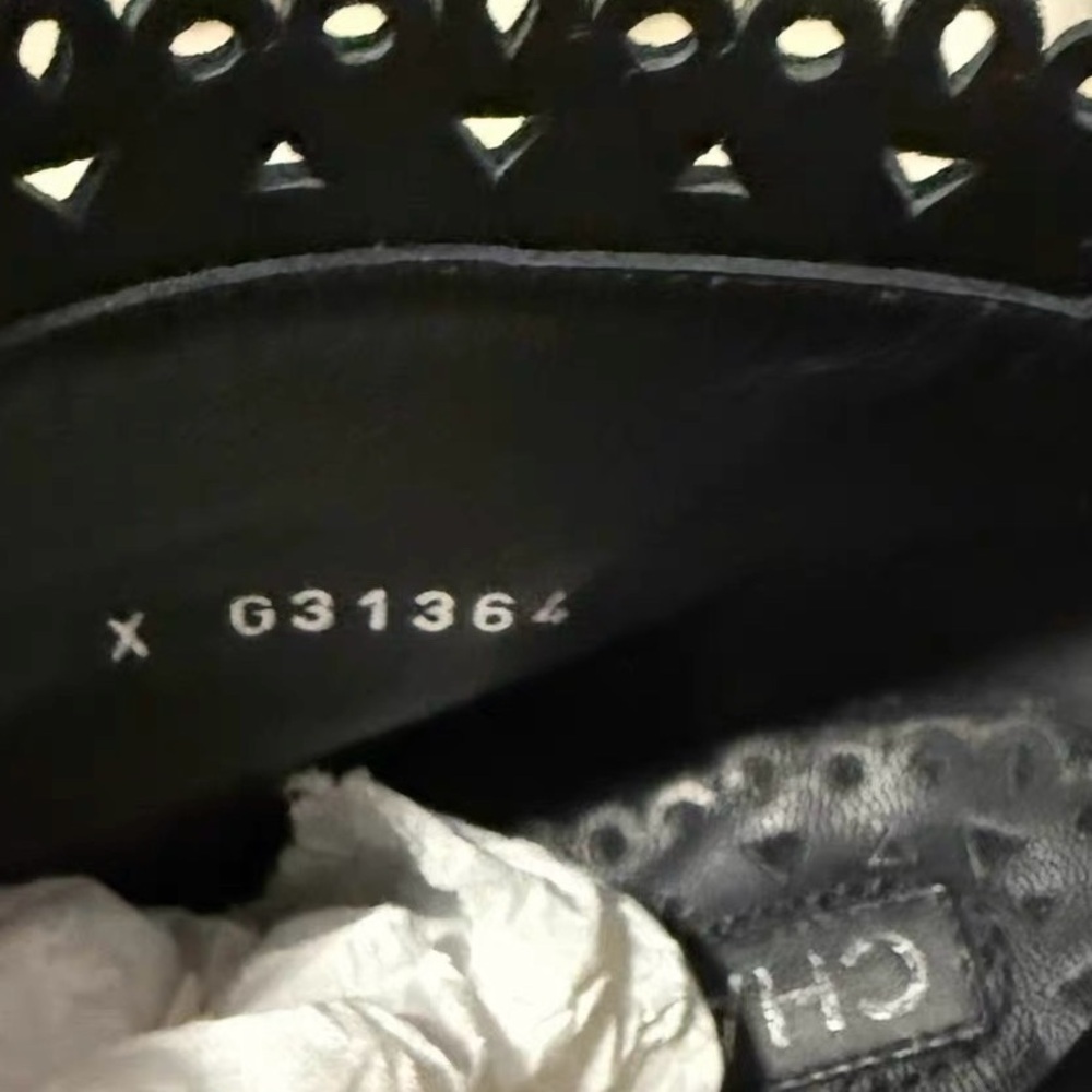 Chanel Interlocking CC Logo Boots - Picture 7 of 7